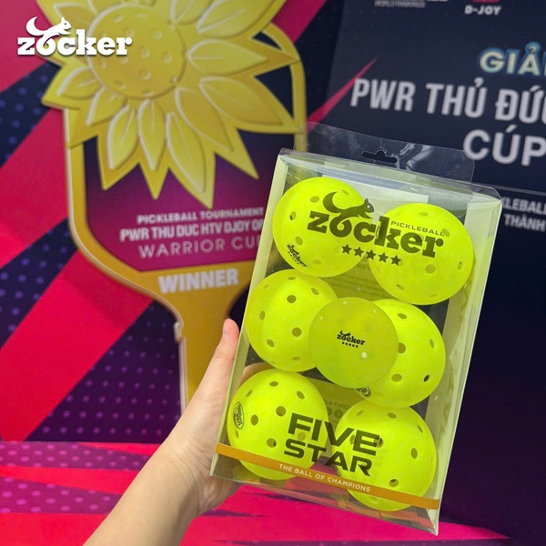chon-bong-pickleball-thi-dau-3