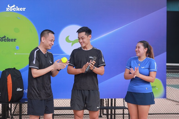 chon-bong-pickleball-thi-dau