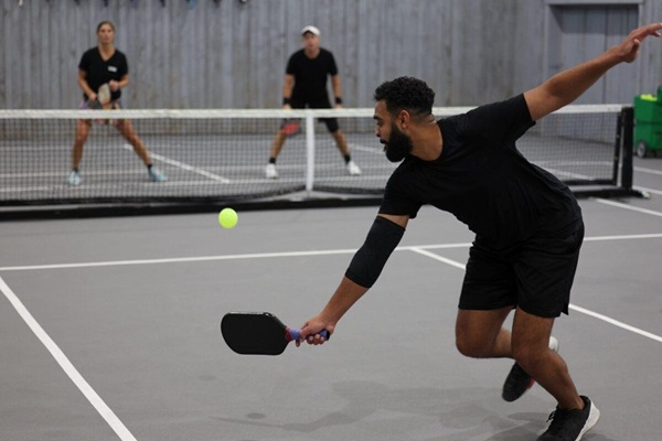 loi-ich-nhanh-nhen-trong-pickleball