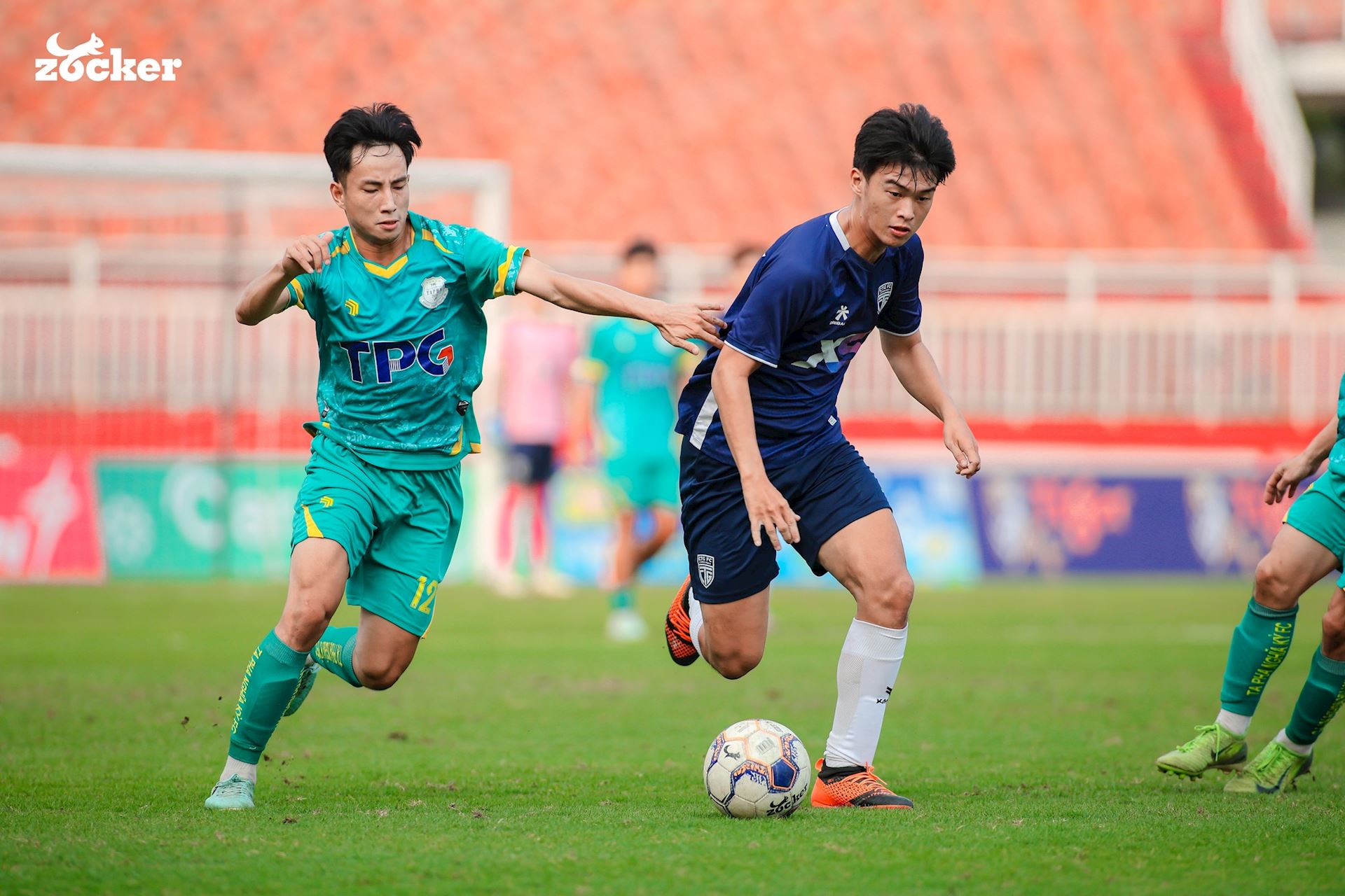 luat-thi-dau-bong-da-san-7-2