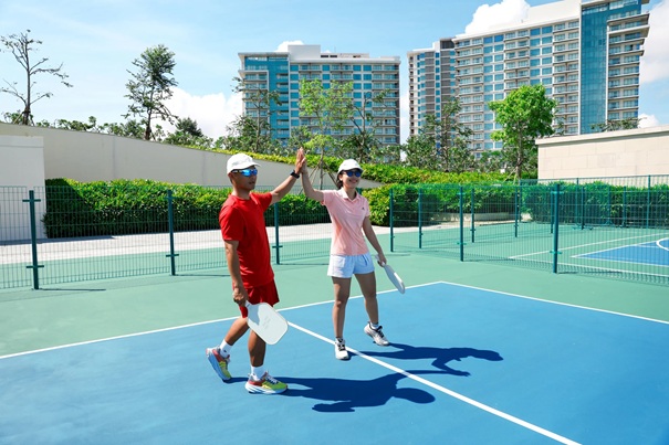 nang-trinh-4-len-4_5-pickleball-2