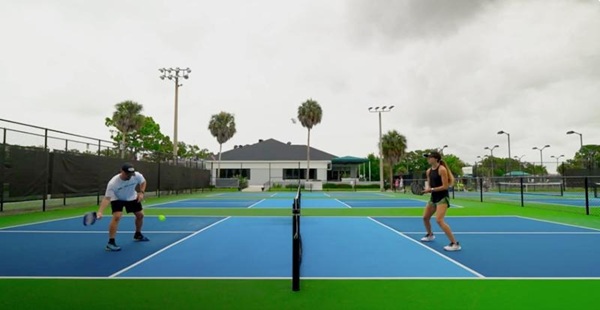 phan-cong-trong-pickleball