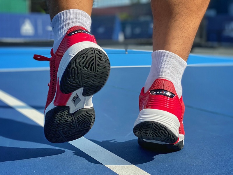 tai-sao-can-giay-pickleball-chuyen-dung-2