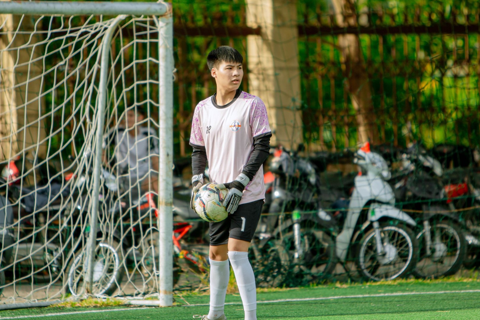 thu-mon-bong-da-5-nguoi-3