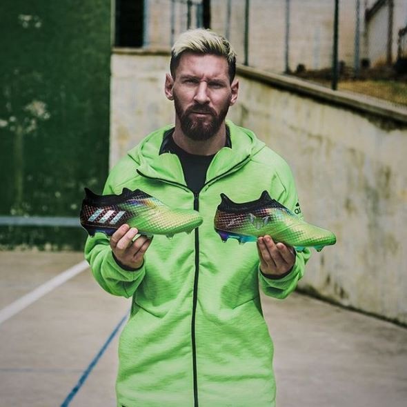 Bộ sưu tập giày bóng đá độc nhất từng được Messi sở hữu