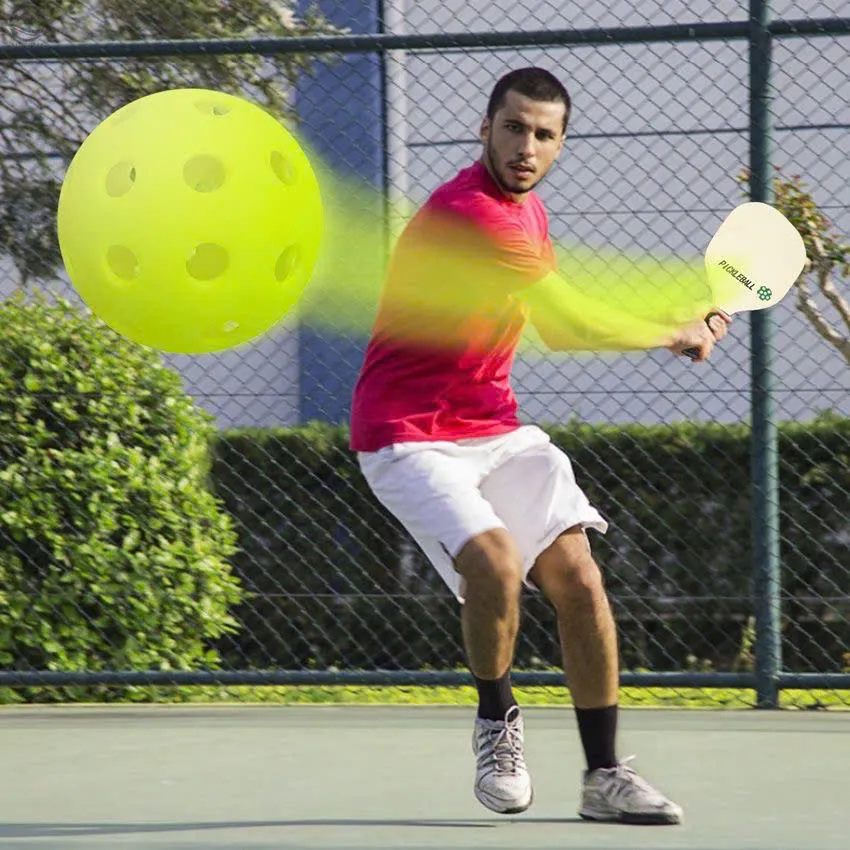Cách chọn bóng Pickleball phù hợp với sân chơi và trình độ