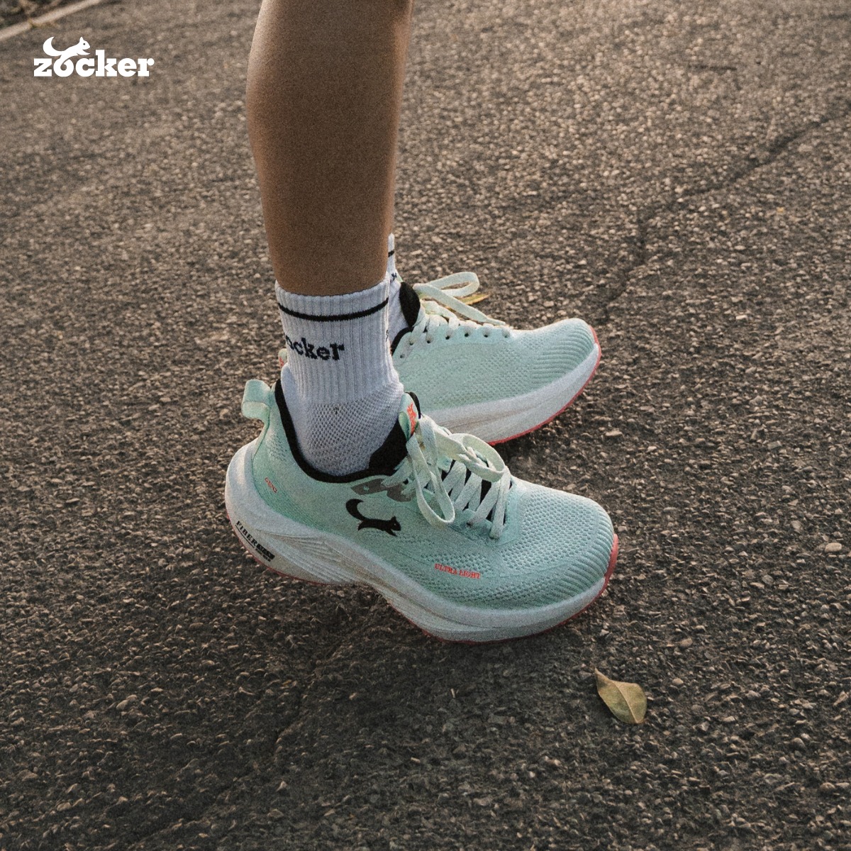 Cách chọn Giày chạy: Từ Vật liệu đến Phong cách tập luyện