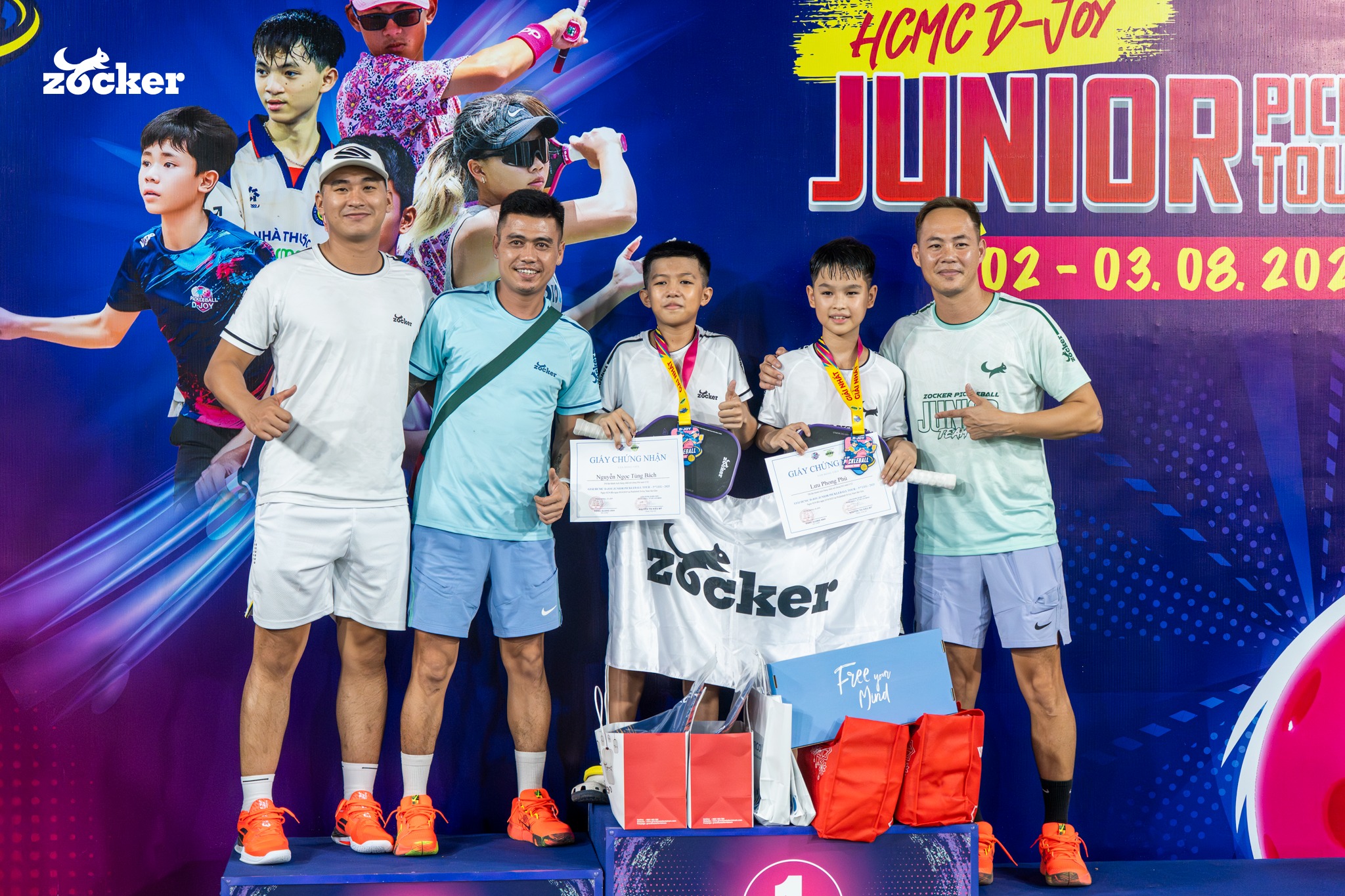 Tìm hiểu về chất liệu và công nghệ của áo pickleball