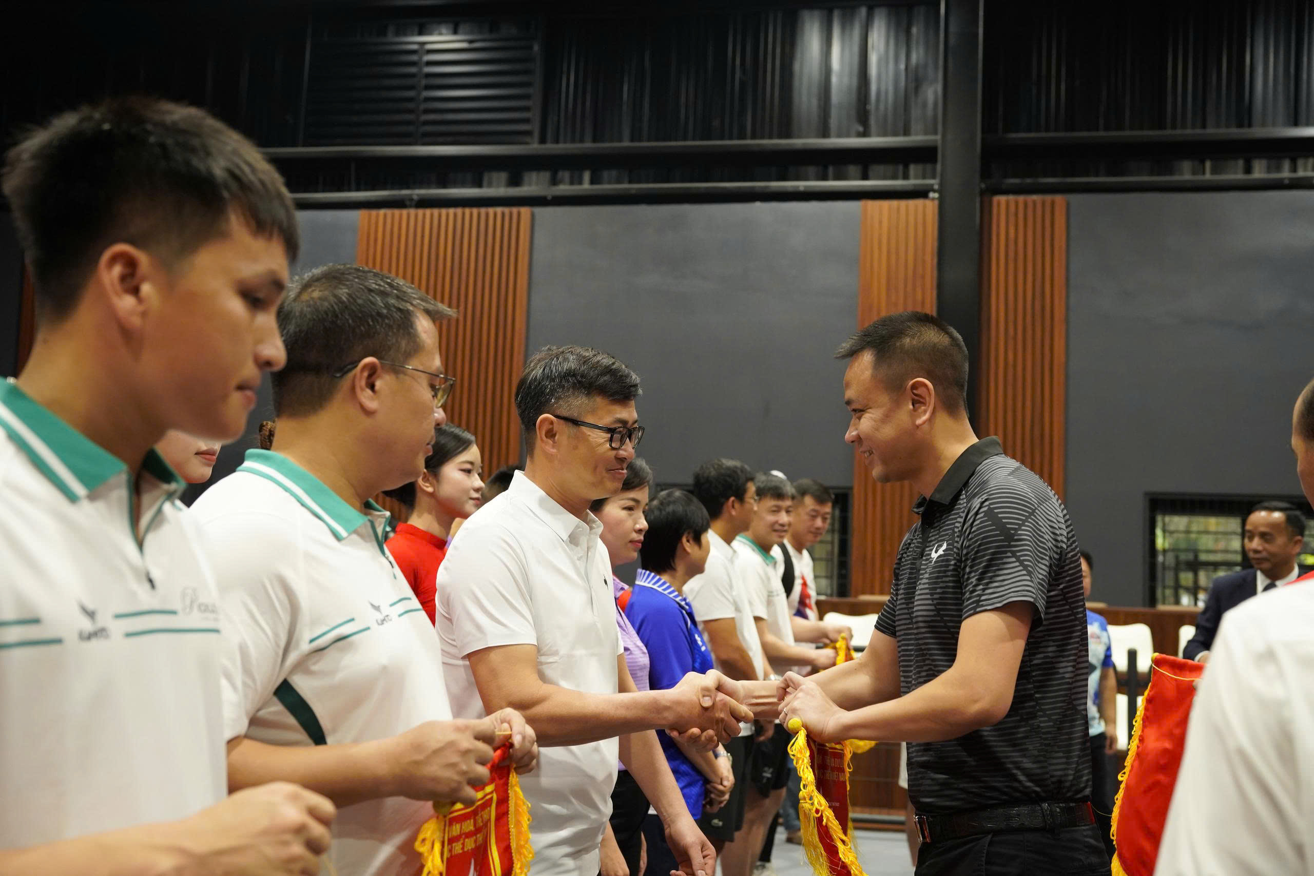 Sôi nổi Giải Pickleball tranh Cúp Zocker chào mừng 80 năm Ngày Truyền thống ngành Thể dục Thể thao Việt Nam