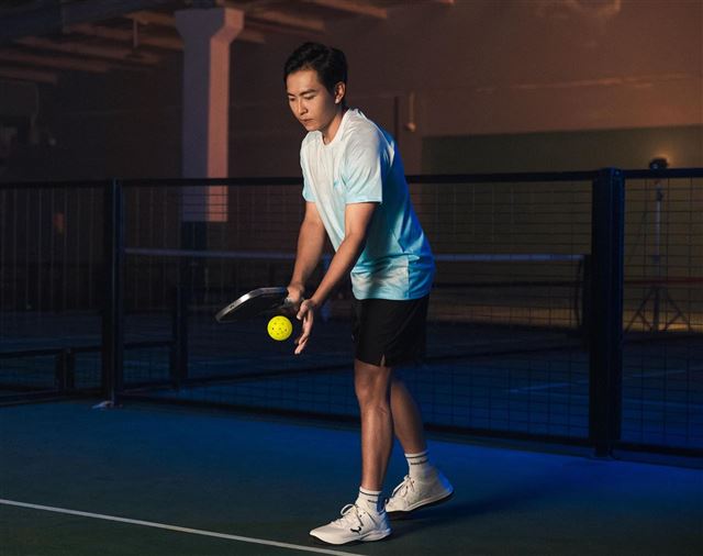 Các lỗi giao bóng trong Pickleball: 5 sai lầm tưởng nhỏ nhưng có thể khiến bạn mất điểm đáng tiếc
